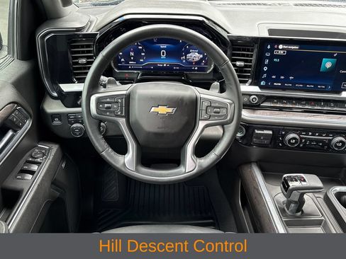 Used 2025 Chevrolet Silverado 1500 LTZ w/ LTZ Premium Package AWD/4WD image 8