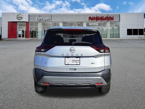 Certified 2023 Nissan Rogue SV FWD image 5