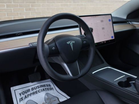 Used 2023 Tesla Model 3 Standard Range RWD image 13