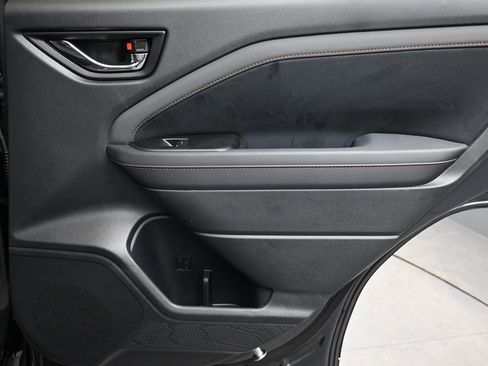 New 2026 Subaru Forester Touring AWD/4WD image 14
