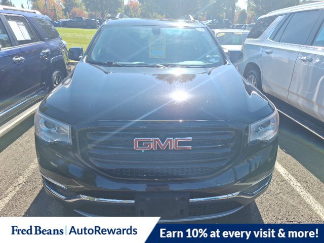 Used 2019 GMC Acadia SLE w/ LPO, Black Accent Package AWD/4WD image 2