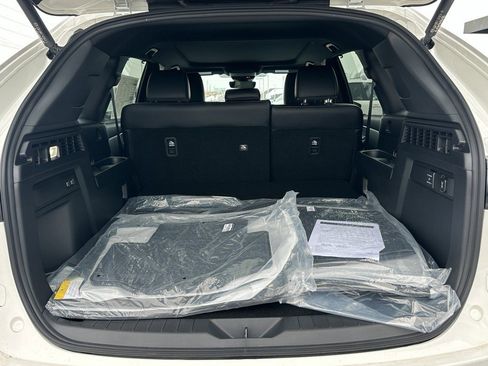 New 2026 MAZDA CX-70 3.3 Turbo w/ Premium Plus Pkg image 4