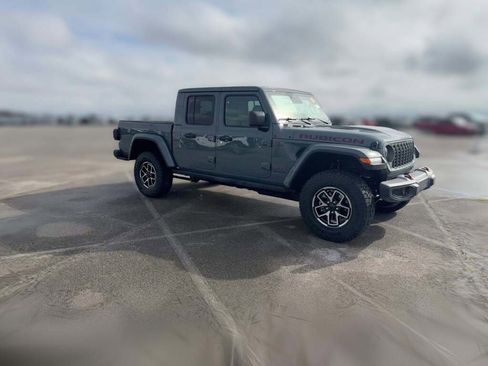 New 2026 Jeep Gladiator Rubicon image 16