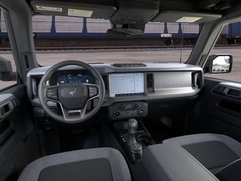 New 2026 Ford Bronco 2-Door AWD/4WD image 9