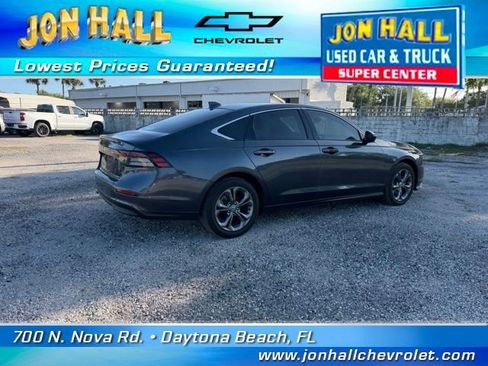 Used 2024 Honda Accord EX image 11