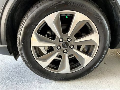 Used 2024 Ford Escape Platinum AWD/4WD image 33