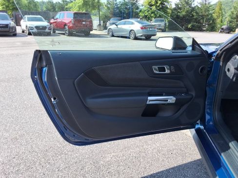 Used 2024 Ford Mustang Coupe RWD image 17