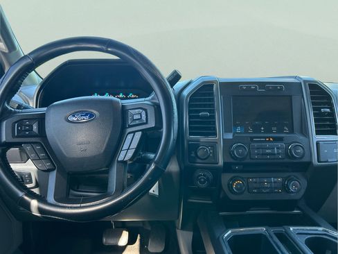 Used 2018 Ford F150 XLT w/ Equipment Group 302A Luxury AWD/4WD image 23