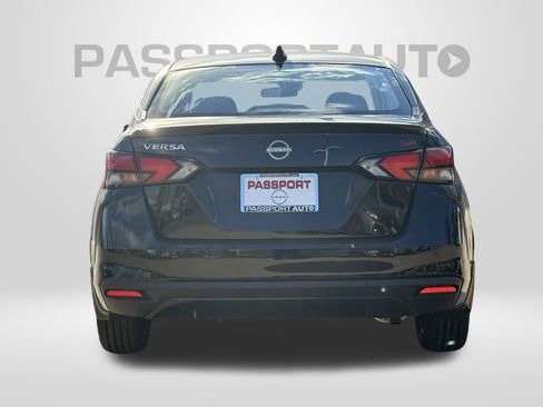 New 2025 Nissan Versa SR w/ Trunk Package image 5