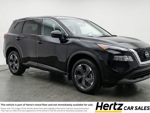 Used 2025 Nissan Rogue SV image 1