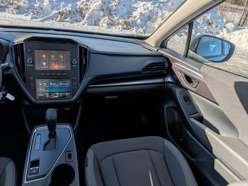 Certified 2025 Subaru Impreza 2.0i image 11