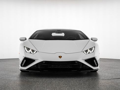 Used 2021 Lamborghini Huracan EVO RWD image 10