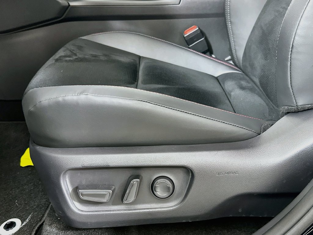 Used 2026 Toyota RAV4 AWD Plug-in Hybrid image 19