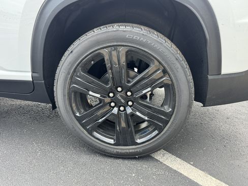 New 2026 GMC Acadia Elevation w/ Black Edition FWD image 9