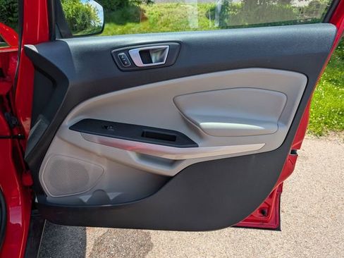 Used 2021 Ford EcoSport Titanium FWD image 35