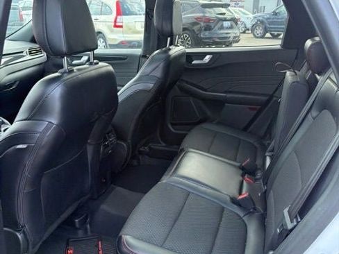 Used 2023 Ford Escape ST-Line w/ Tech Pack #1 AWD/4WD image 9