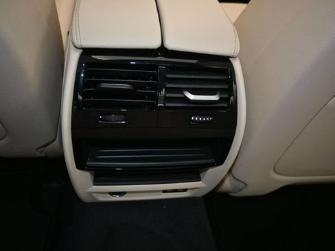 Used 2023 BMW 530i w/ Premium Package RWD image 13
