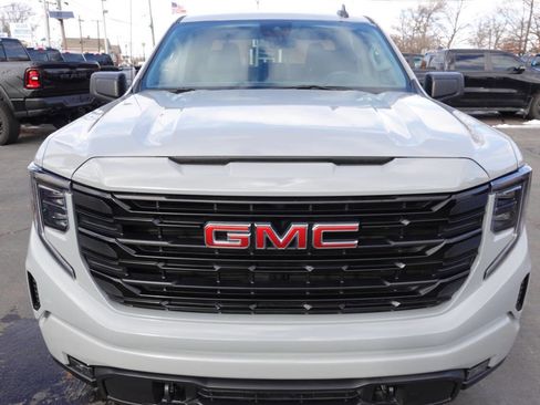 Used 2024 GMC Sierra 1500 Elevation image 6
