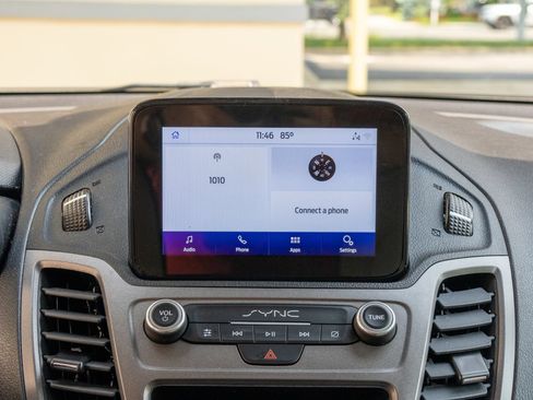 Used 2022 Ford Transit Connect XLT FWD image 17
