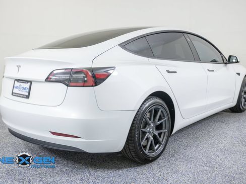 Used 2023 Tesla Model 3 Standard Range RWD image 7