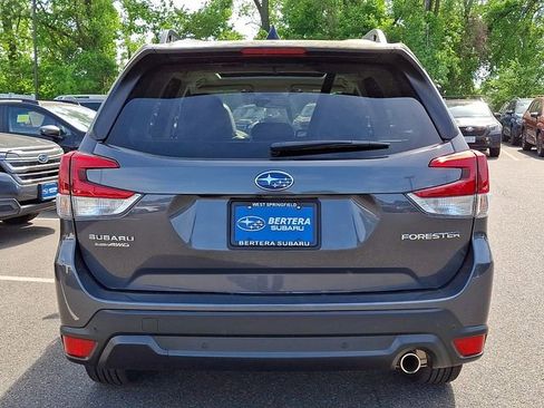 Used 2024 Subaru Forester Limited AWD/4WD image 5