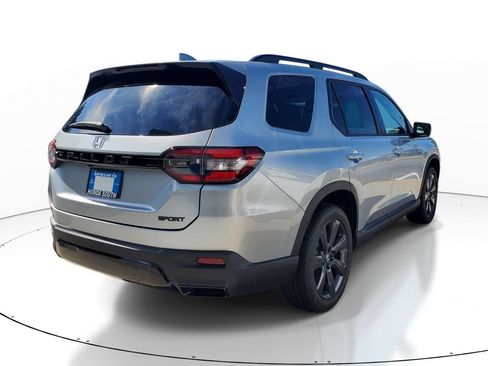 New 2026 Honda Pilot Sport image 6
