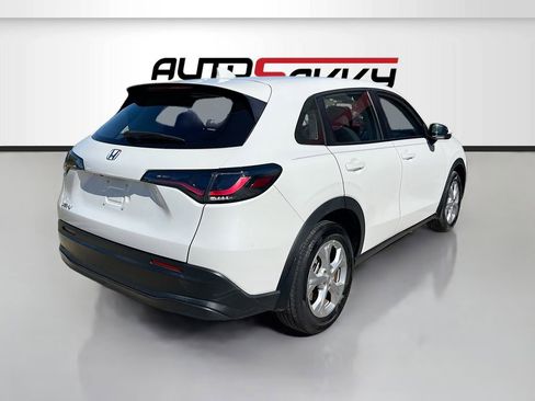 Used 2024 Honda HR-V LX image 7