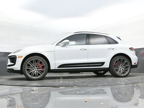 New 2025 Porsche Macan S image 32