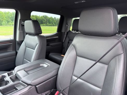 Used 2025 GMC Sierra 1500 SLT AWD/4WD image 20