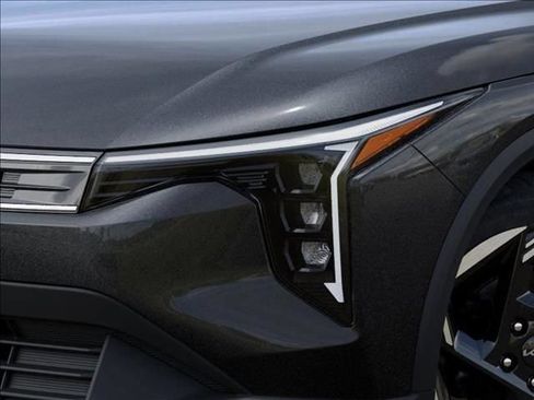 Certified 2025 Kia K4 EX FWD image 10