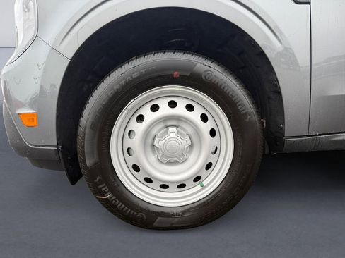 New 2026 Ford Maverick XL image 9