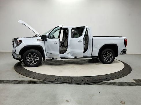 New 2026 GMC Sierra 1500 SLT w/ SLT Premium Plus Package image 12