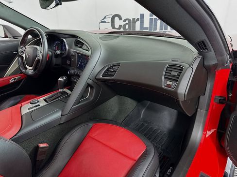 Used 2017 Chevrolet Corvette Stingray Coupe image 28