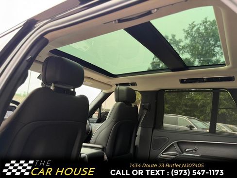 Used 2025 Land Rover Range Rover SE AWD/4WD image 20