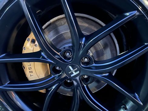 Used 2021 Tesla Model S Plaid image 44