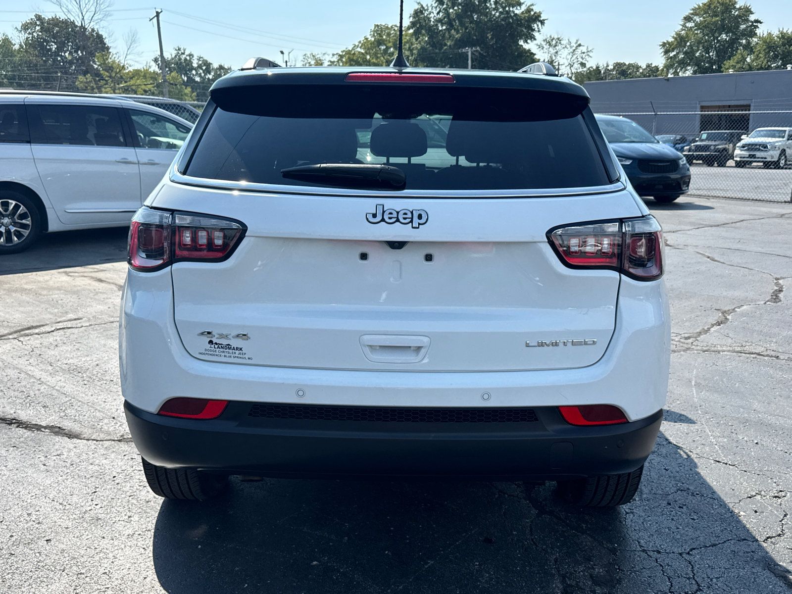 Used 2025 Jeep Compass Limited AWD/4WD image 4