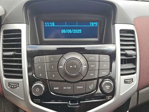 Used 2013 Chevrolet Cruze LT w/ RS Package image 34