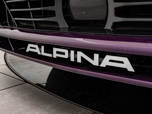 Certified 2022 BMW ALPINA B7 xDrive w/ Luxury Rear Seating Package image 16