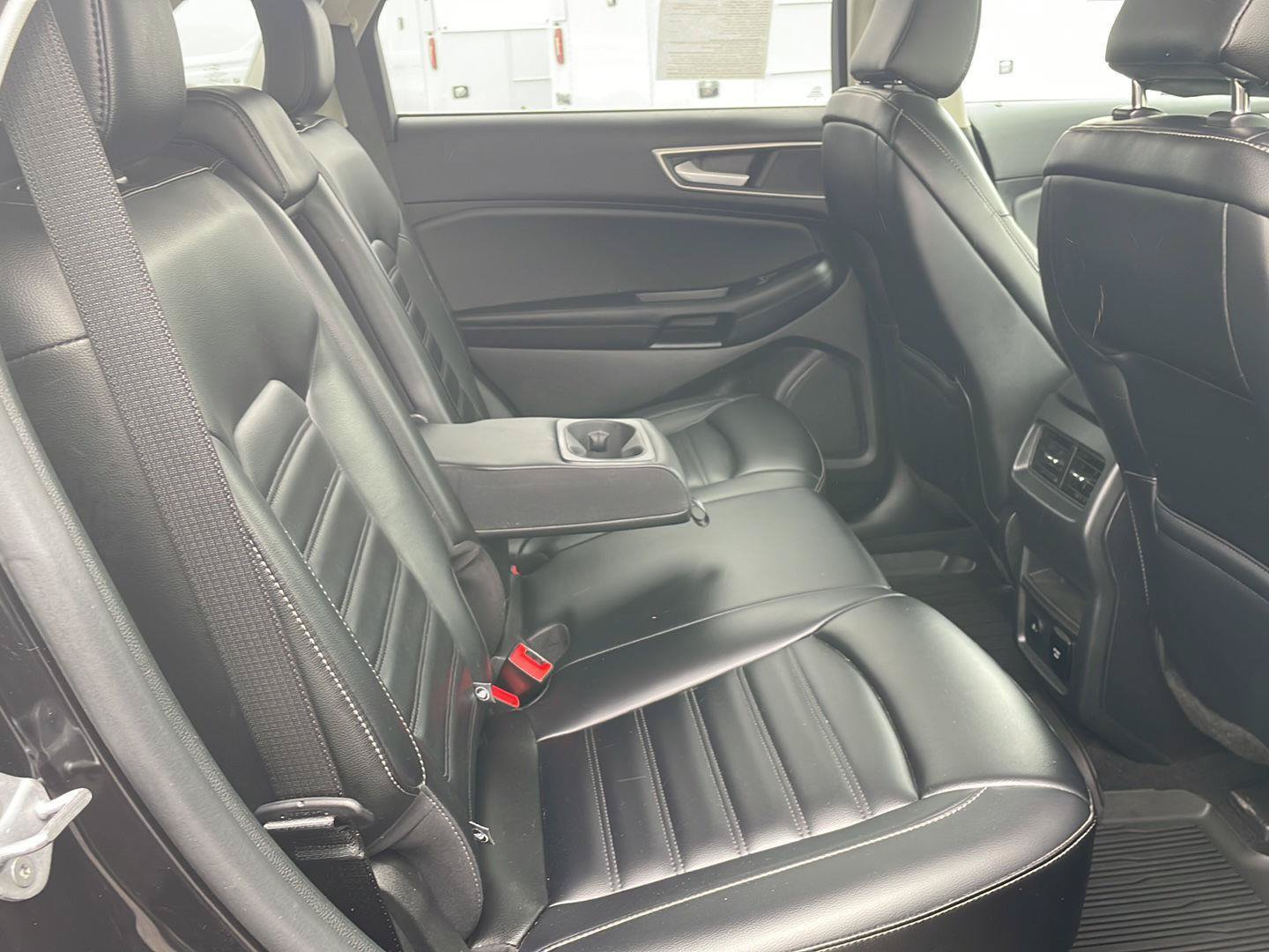 Used 2023 Ford Edge SEL w/ Convenience Package AWD/4WD image 28