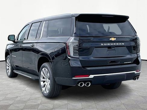New 2026 Chevrolet Suburban Premier image 4