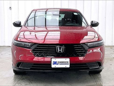 Certified 2023 Honda Accord Sport image 3