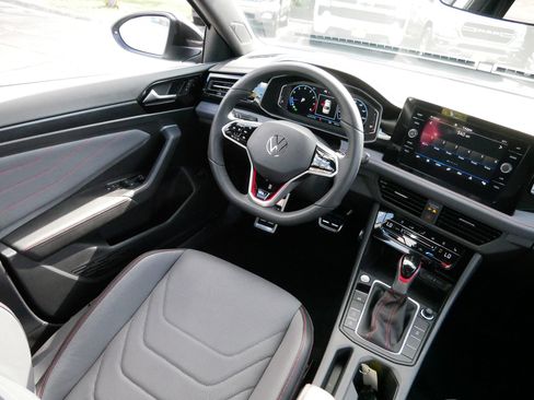 Certified 2025 Volkswagen Jetta GLI Autobahn w/ GLI Black Package image 9