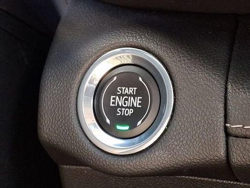 Used 2023 Buick Envision Essence AWD/4WD image 22
