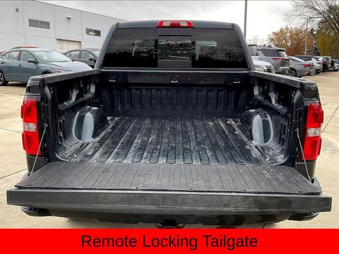 Used 2017 GMC Sierra 1500 SLE w/ SLE Value Package image 22