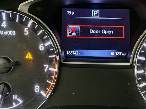 Used 2017 Nissan Altima 2.5 S w/ Power Driver Seat Package FWD image 18