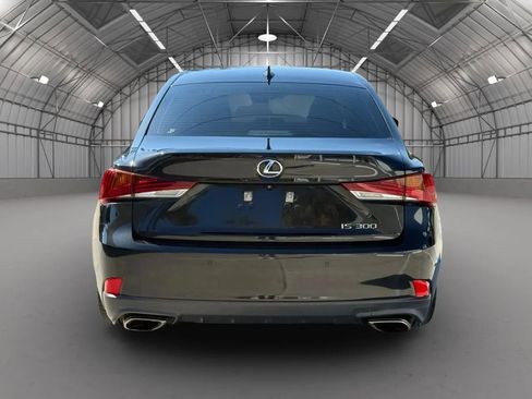 Used 2019 Lexus IS 300 w/ Premium Package RWD image 6