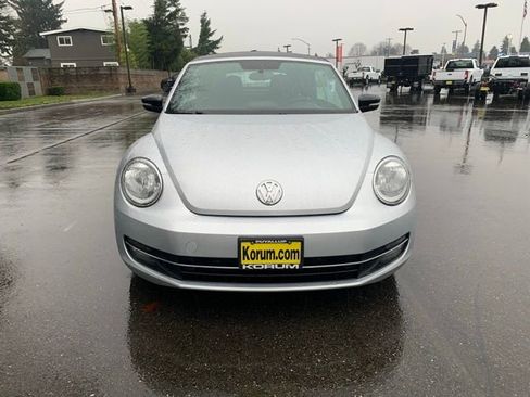 Used 2013 Volkswagen Beetle 2.0T image 8
