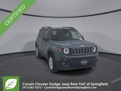 Certified 2017 Jeep Renegade Latitude w/ Safety & Security Group AWD/4WD image 5