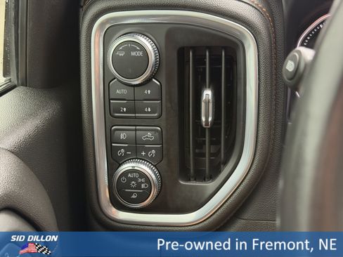 Used 2022 GMC Sierra 2500 AT4 w/ AT4 Preferred Package AWD/4WD image 14