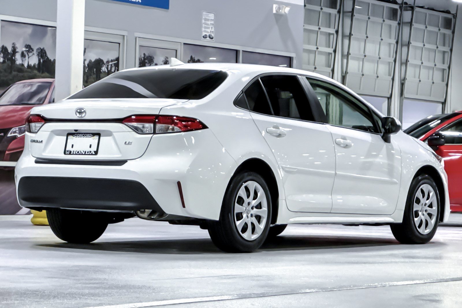 Used 2026 Toyota Corolla LE FWD image 9